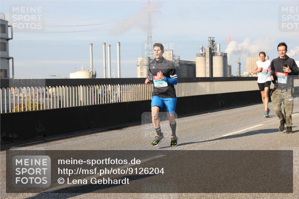 03.10.2025 - Köhlbrandbrückenlauf Lena Gebhardt http://msf.ph/oto/9126204 03.10.2025 09:46:08 Position 2 1316, 1144 meine-sportfotos.de