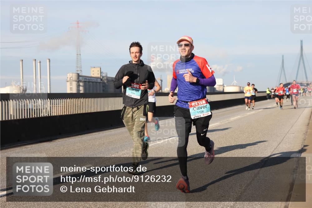 03.10.2025 - Köhlbrandbrückenlauf Lena Gebhardt http://msf.ph/oto/9126232 03.10.2025 09:46:09 Position 2 1144, 1106 meine-sportfotos.de