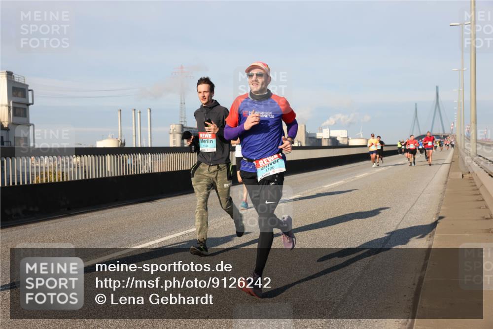 03.10.2025 - Köhlbrandbrückenlauf Lena Gebhardt http://msf.ph/oto/9126242 03.10.2025 09:46:09 Position 2 1144, 1106 meine-sportfotos.de