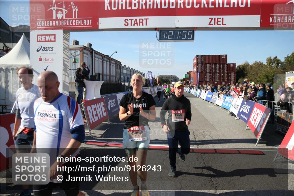 03.10.2025 - Köhlbrandbrückenlauf Jannik Wohlers http://msf.ph/oto/9126243 03.10.2025 13:21:35 Ziel 4367, 4519, 4913, 4917, 5149, 5458, 5483, 5506, 5871, 5894, 5895, 6040, 6132, 6186, 6221, 6802 meine-sportfotos.de