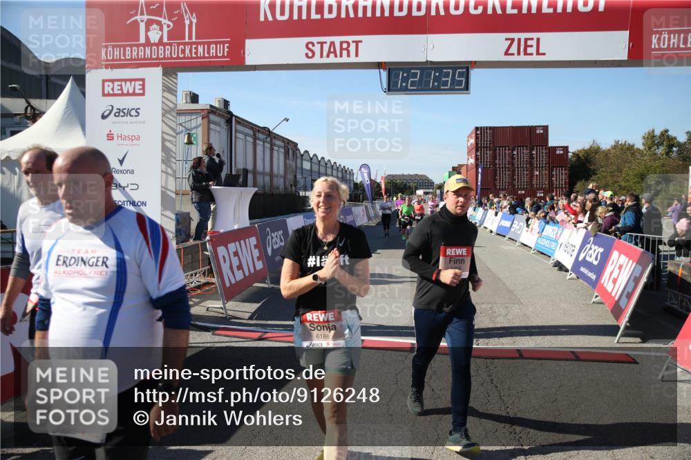 03.10.2025 - Köhlbrandbrückenlauf Jannik Wohlers http://msf.ph/oto/9126248 03.10.2025 13:21:36 Ziel 4367, 4519, 4913, 4917, 4979, 5149, 5458, 5483, 5871, 5894, 5895, 6132, 6186 meine-sportfotos.de