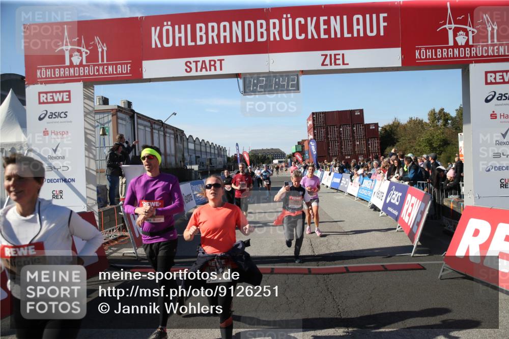 03.10.2025 - Köhlbrandbrückenlauf Jannik Wohlers http://msf.ph/oto/9126251 03.10.2025 13:21:43 Ziel 4064, 4067, 4139, 4519, 4843, 4913, 4979, 5329, 5345, 5458, 5894, 5895, 5901, 5981, 6186, 6662 meine-sportfotos.de