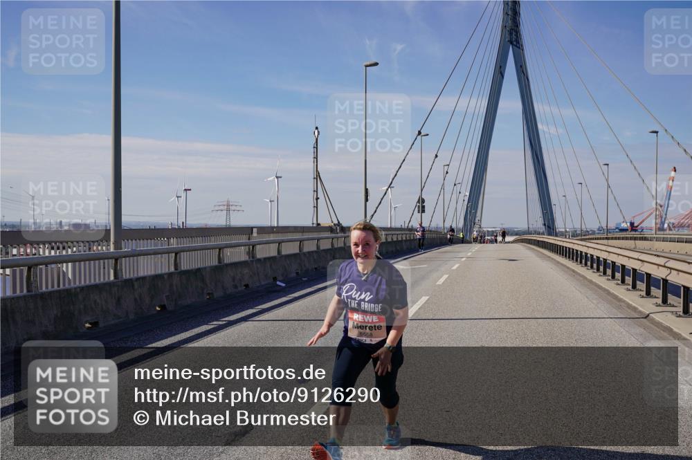 03.10.2025 - Köhlbrandbrückenlauf Michael Burmester http://msf.ph/oto/9126290 03.10.2025 13:12:02 Position 2 6558 meine-sportfotos.de