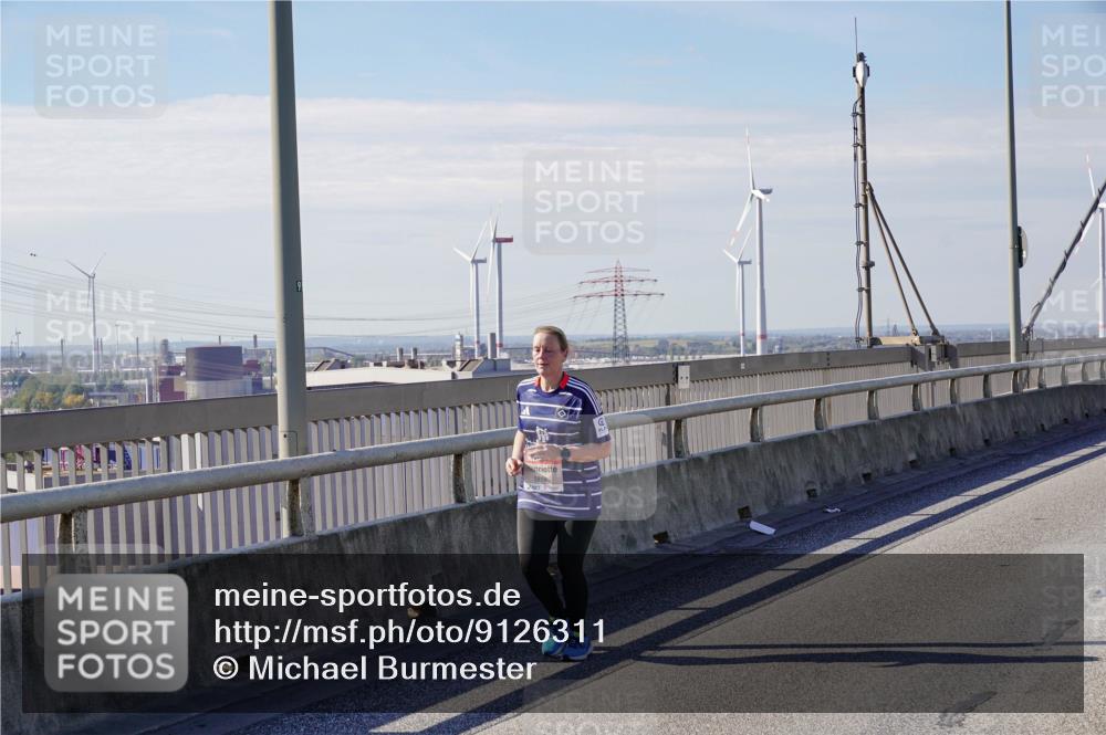 03.10.2025 - Köhlbrandbrückenlauf Michael Burmester http://msf.ph/oto/9126311 03.10.2025 13:12:16 Position 2  meine-sportfotos.de