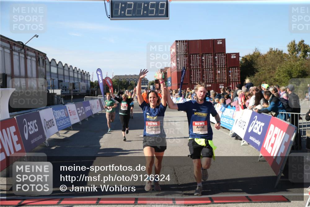 03.10.2025 - Köhlbrandbrückenlauf Jannik Wohlers http://msf.ph/oto/9126324 03.10.2025 13:21:59 Ziel 4291, 5776, 6005, 6237, 6332, 6532, 6684, 6687, 6729 meine-sportfotos.de