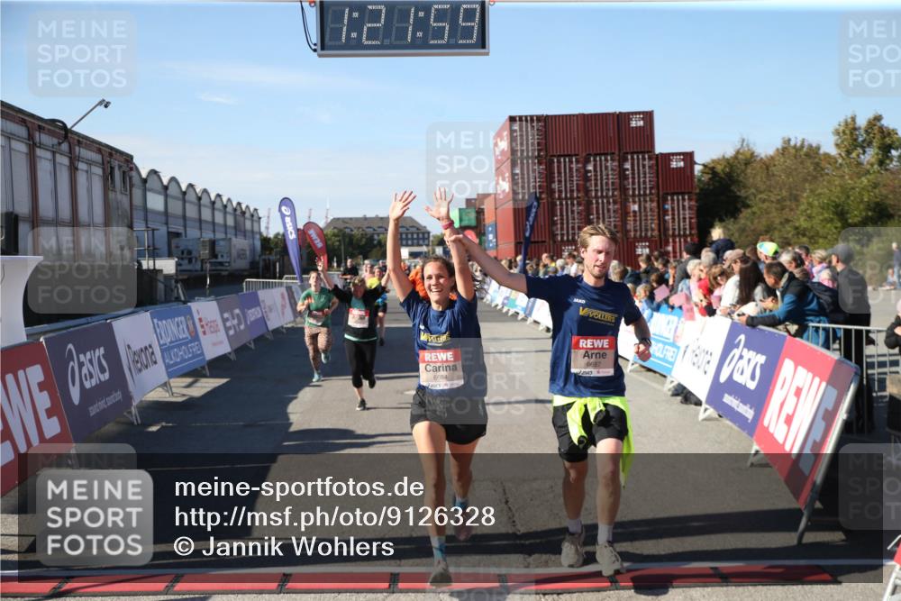 03.10.2025 - Köhlbrandbrückenlauf Jannik Wohlers http://msf.ph/oto/9126328 03.10.2025 13:21:59 Ziel 4291, 5776, 6005, 6237, 6332, 6532, 6684, 6687, 6729 meine-sportfotos.de