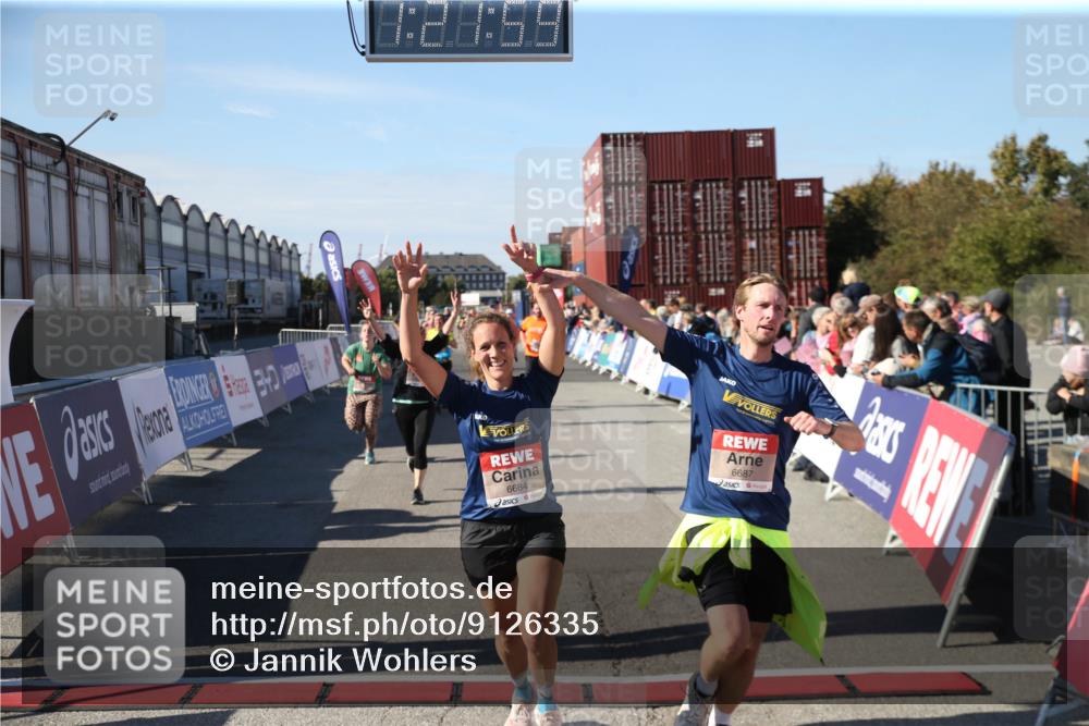 03.10.2025 - Köhlbrandbrückenlauf Jannik Wohlers http://msf.ph/oto/9126335 03.10.2025 13:22:00 Ziel 4291, 5776, 6005, 6237, 6332, 6532, 6684, 6687, 6729 meine-sportfotos.de