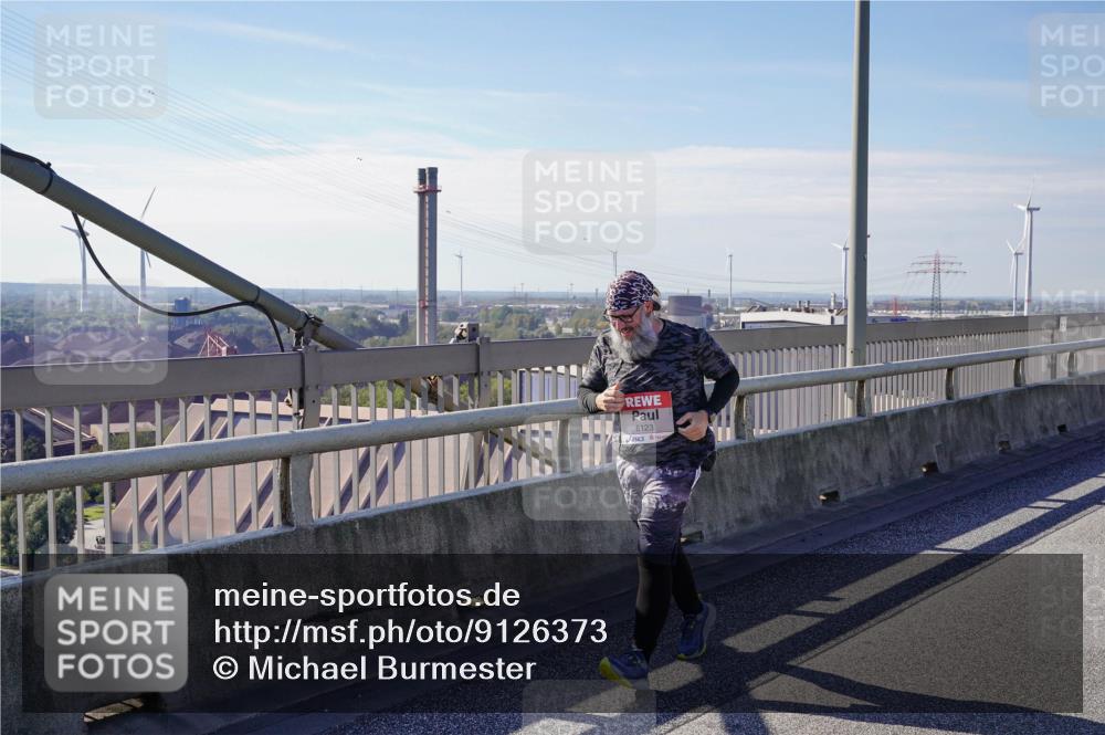 03.10.2025 - Köhlbrandbrückenlauf Michael Burmester http://msf.ph/oto/9126373 03.10.2025 13:12:30 Position 2 6123 meine-sportfotos.de