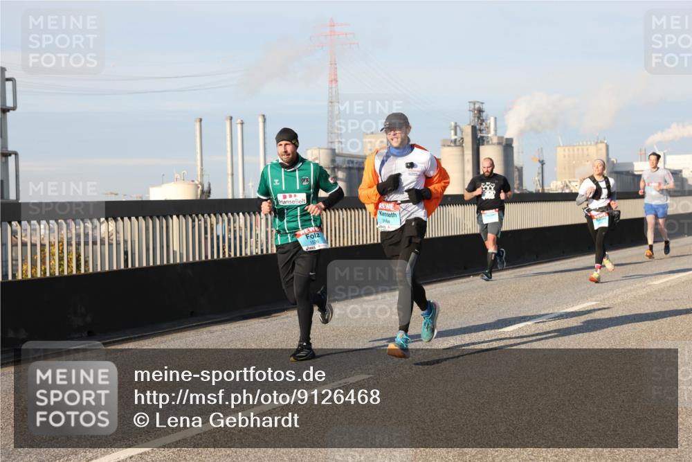 03.10.2025 - Köhlbrandbrückenlauf Lena Gebhardt http://msf.ph/oto/9126468 03.10.2025 09:46:26 Position 2 3164 meine-sportfotos.de