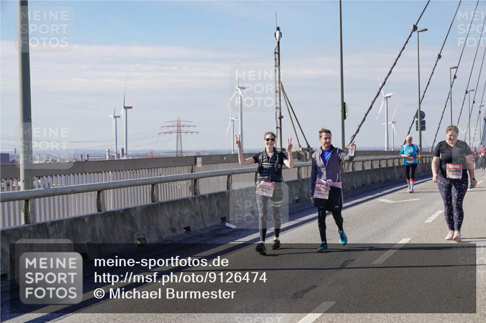 03.10.2025 - Köhlbrandbrückenlauf Michael Burmester http://msf.ph/oto/9126474 03.10.2025 13:13:03 Position 2 4273 meine-sportfotos.de