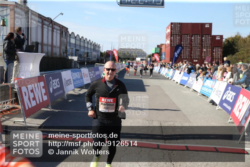 03.10.2025 - Köhlbrandbrückenlauf Jannik Wohlers http://msf.ph/oto/9126514 03.10.2025 13:22:43 Ziel 4481, 4482, 4508, 5122, 5125, 5167, 5213, 5675, 5928, 5933, 5982, 6107, 6261, 6300, 6413, 6733 meine-sportfotos.de