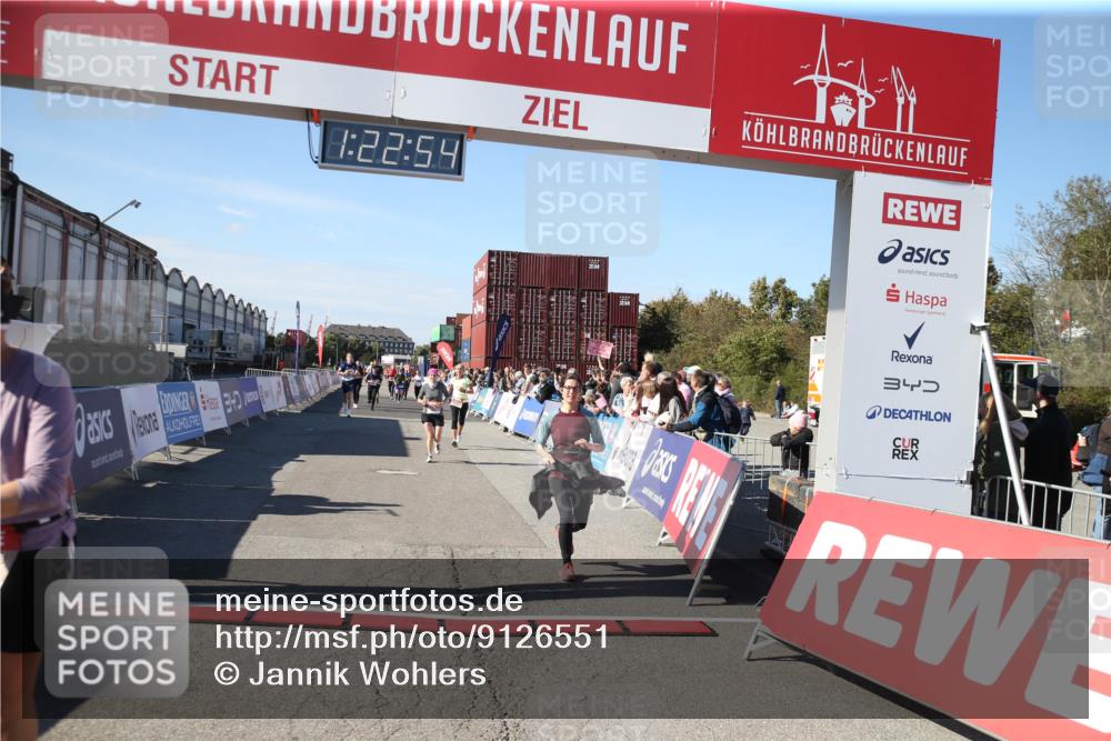 03.10.2025 - Köhlbrandbrückenlauf Jannik Wohlers http://msf.ph/oto/9126551 03.10.2025 13:22:55 Ziel 4602, 4603, 5046, 5189, 5812, 5924, 5925, 6027 meine-sportfotos.de