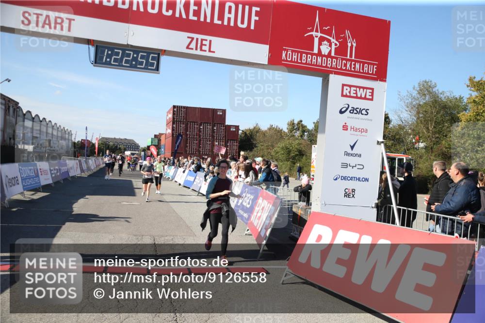 03.10.2025 - Köhlbrandbrückenlauf Jannik Wohlers http://msf.ph/oto/9126558 03.10.2025 13:22:55 Ziel 4602, 4603, 5046, 5189, 5812, 5924, 5925, 6027 meine-sportfotos.de