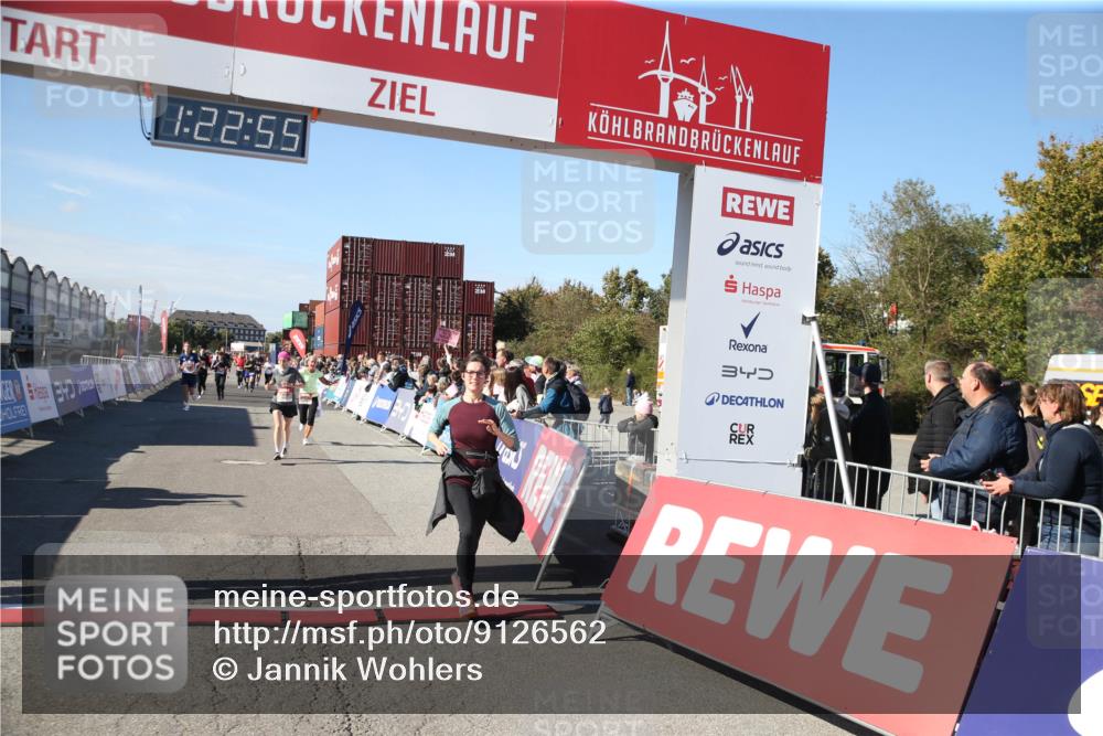03.10.2025 - Köhlbrandbrückenlauf Jannik Wohlers http://msf.ph/oto/9126562 03.10.2025 13:22:55 Ziel 4602, 4603, 5046, 5189, 5812, 5924, 5925, 6027 meine-sportfotos.de