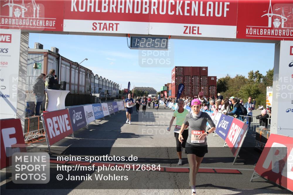 03.10.2025 - Köhlbrandbrückenlauf Jannik Wohlers http://msf.ph/oto/9126584 03.10.2025 13:22:59 Ziel 4350, 4602, 4603, 4964, 4987, 5046, 5189, 5812, 5924, 5925, 6027, 6070 meine-sportfotos.de