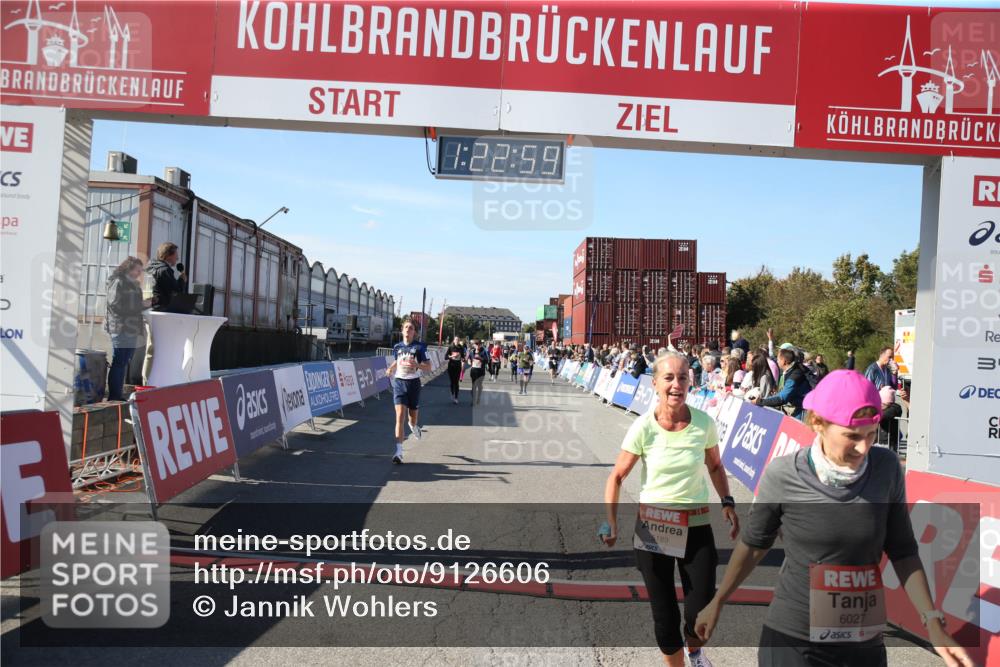 03.10.2025 - Köhlbrandbrückenlauf Jannik Wohlers http://msf.ph/oto/9126606 03.10.2025 13:22:59 Ziel 4350, 4602, 4603, 4964, 4987, 5046, 5189, 5812, 5924, 5925, 6027, 6070 meine-sportfotos.de