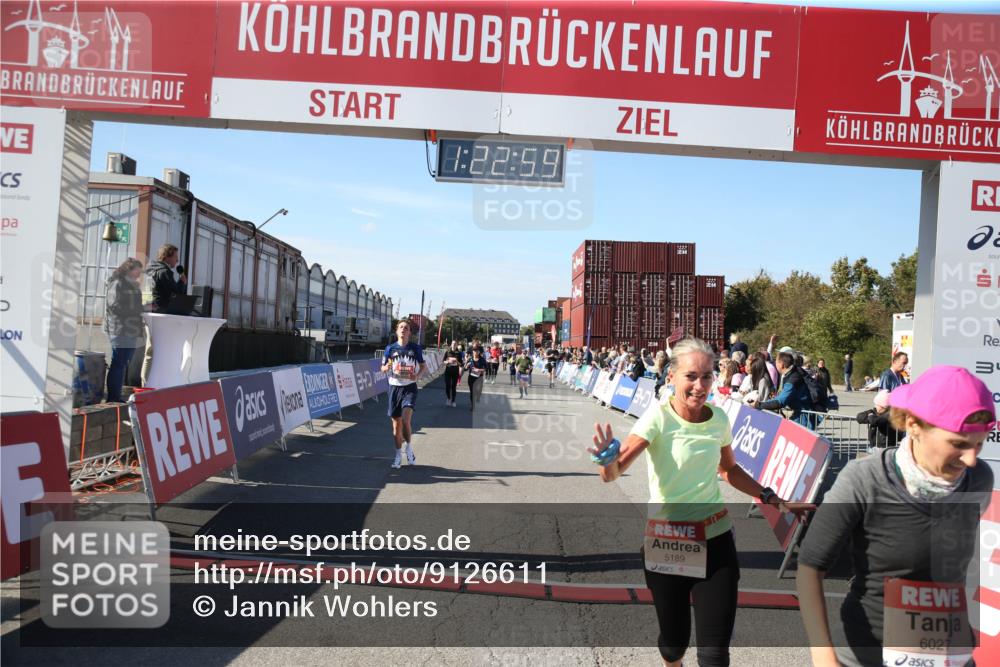 03.10.2025 - Köhlbrandbrückenlauf Jannik Wohlers http://msf.ph/oto/9126611 03.10.2025 13:23:00 Ziel 4350, 4602, 4603, 4964, 4987, 5046, 5189, 5812, 5924, 5925, 6027, 6070 meine-sportfotos.de