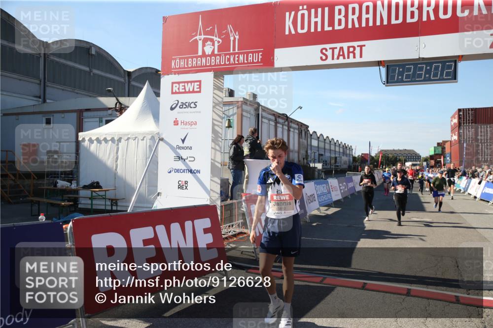 03.10.2025 - Köhlbrandbrückenlauf Jannik Wohlers http://msf.ph/oto/9126628 03.10.2025 13:23:03 Ziel 4350, 4904, 4964, 4987, 5046, 5189, 5712, 5812, 6027, 6070, 6071 meine-sportfotos.de
