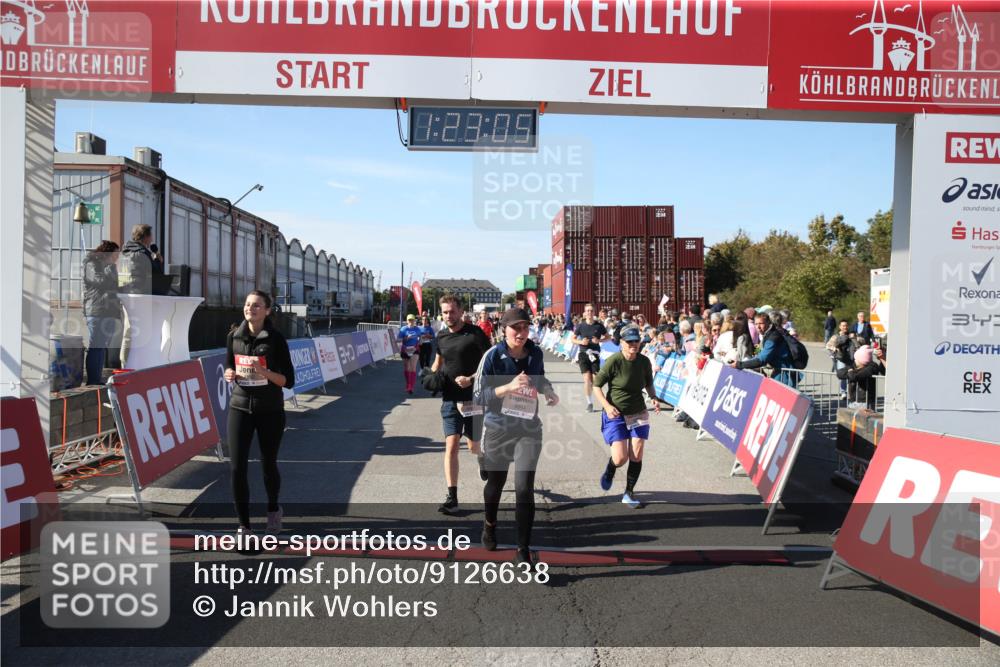 03.10.2025 - Köhlbrandbrückenlauf Jannik Wohlers http://msf.ph/oto/9126638 03.10.2025 13:23:05 Ziel 4350, 4904, 4905, 4964, 4987, 5046, 5189, 5573, 5712, 5716, 5812, 6027, 6070, 6071 meine-sportfotos.de