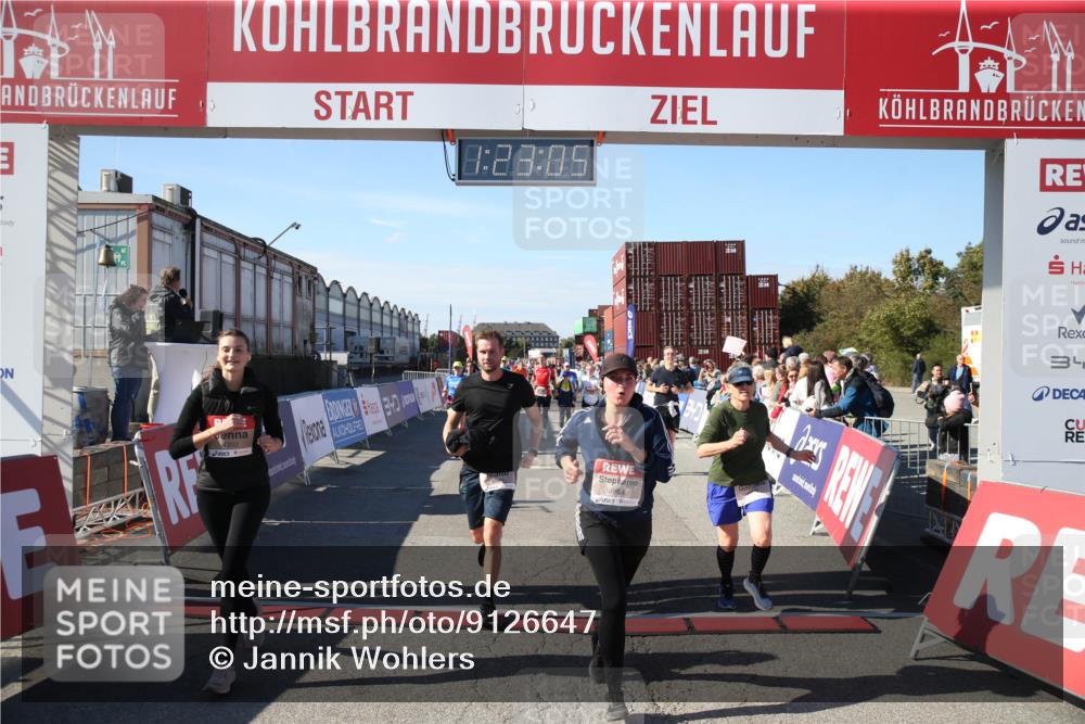 03.10.2025 - Köhlbrandbrückenlauf Jannik Wohlers http://msf.ph/oto/9126647 03.10.2025 13:23:06 Ziel 4350, 4904, 4905, 4964, 4987, 5076, 5189, 5573, 5712, 5716, 5812, 6027, 6070, 6071 meine-sportfotos.de