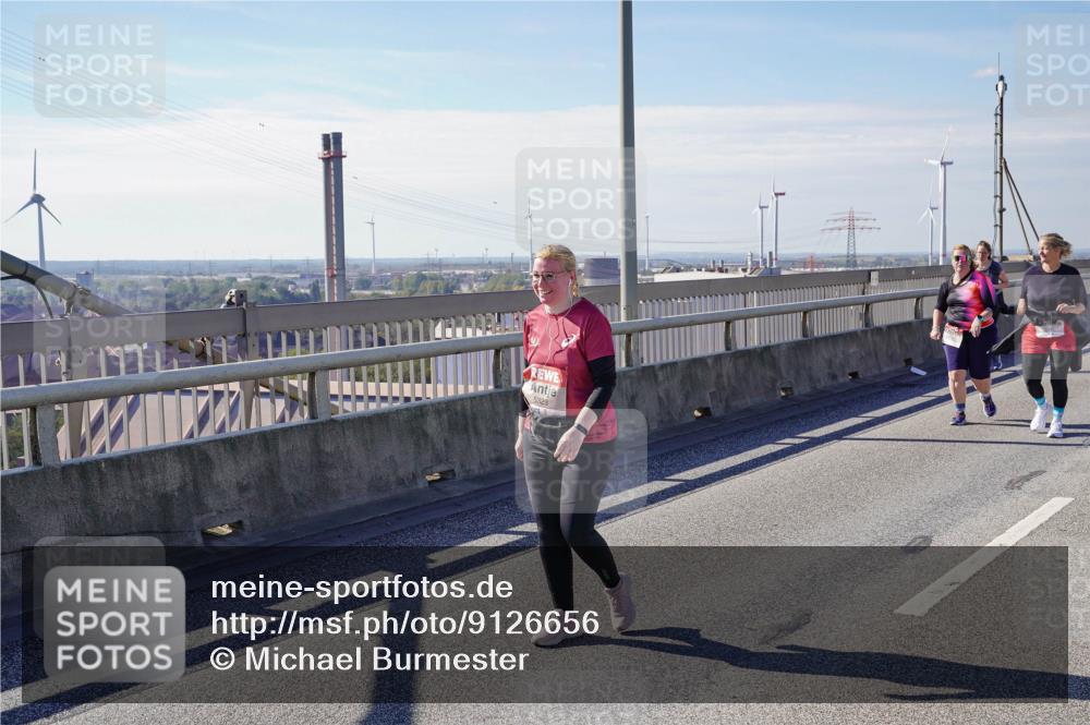 03.10.2025 - Köhlbrandbrückenlauf Michael Burmester http://msf.ph/oto/9126656 03.10.2025 13:13:36 Position 2 5323 meine-sportfotos.de