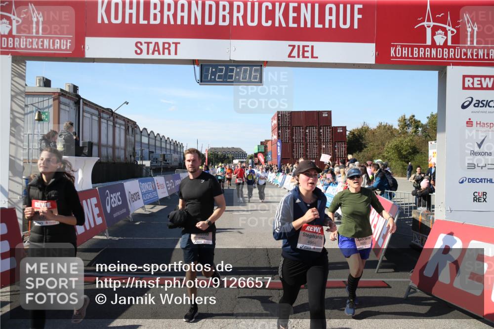 03.10.2025 - Köhlbrandbrückenlauf Jannik Wohlers http://msf.ph/oto/9126657 03.10.2025 13:23:06 Ziel 4350, 4904, 4905, 4964, 4987, 5076, 5189, 5573, 5712, 5716, 5812, 6027, 6070, 6071 meine-sportfotos.de