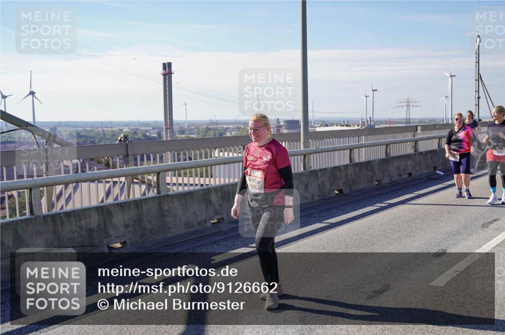 03.10.2025 - Köhlbrandbrückenlauf Michael Burmester http://msf.ph/oto/9126662 03.10.2025 13:13:37 Position 2 5323 meine-sportfotos.de