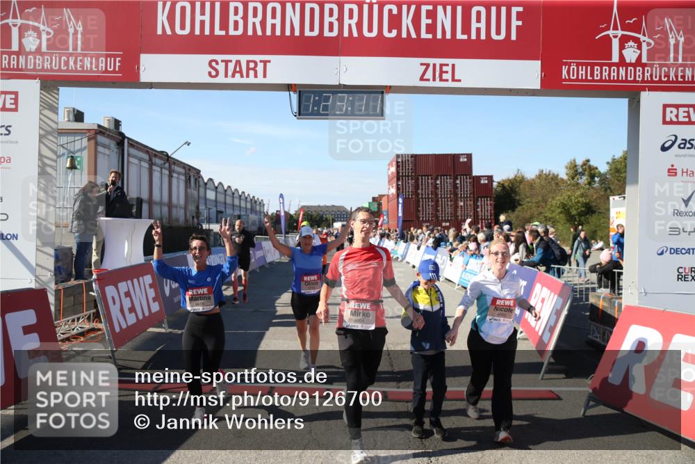 03.10.2025 - Köhlbrandbrückenlauf Jannik Wohlers http://msf.ph/oto/9126700 03.10.2025 13:23:11 Ziel 4339, 4350, 4553, 4904, 4905, 4964, 4987, 5076, 5573, 5712, 5716, 6070, 6071, 6652 meine-sportfotos.de