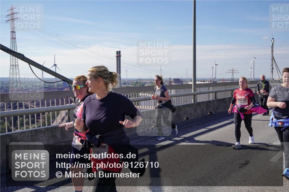 03.10.2025 - Köhlbrandbrückenlauf Michael Burmester http://msf.ph/oto/9126710 03.10.2025 13:13:42 Position 2 5540 meine-sportfotos.de