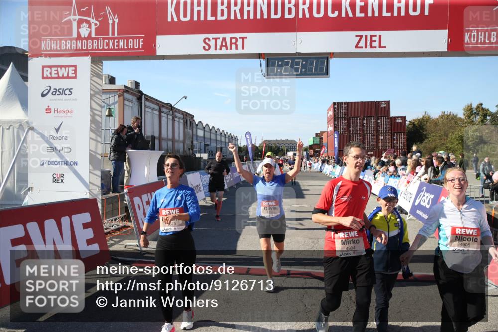 03.10.2025 - Köhlbrandbrückenlauf Jannik Wohlers http://msf.ph/oto/9126713 03.10.2025 13:23:12 Ziel 4339, 4350, 4553, 4904, 4905, 4964, 4987, 5076, 5573, 5712, 5716, 6070, 6071, 6652, 6653 meine-sportfotos.de