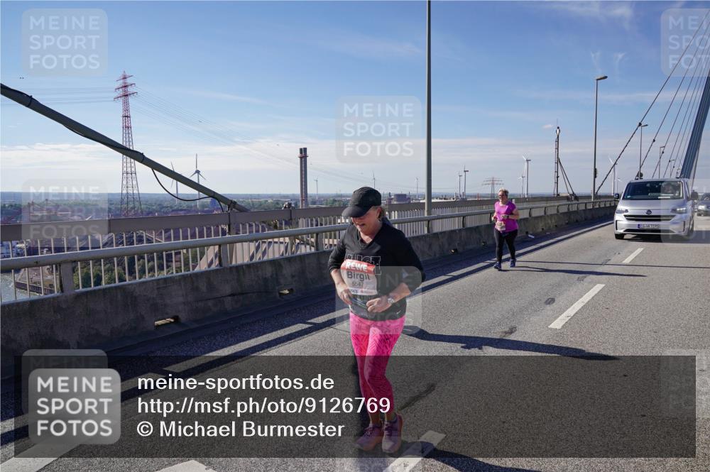 03.10.2025 - Köhlbrandbrückenlauf Michael Burmester http://msf.ph/oto/9126769 03.10.2025 13:13:45 Position 2 5547, 3195 meine-sportfotos.de