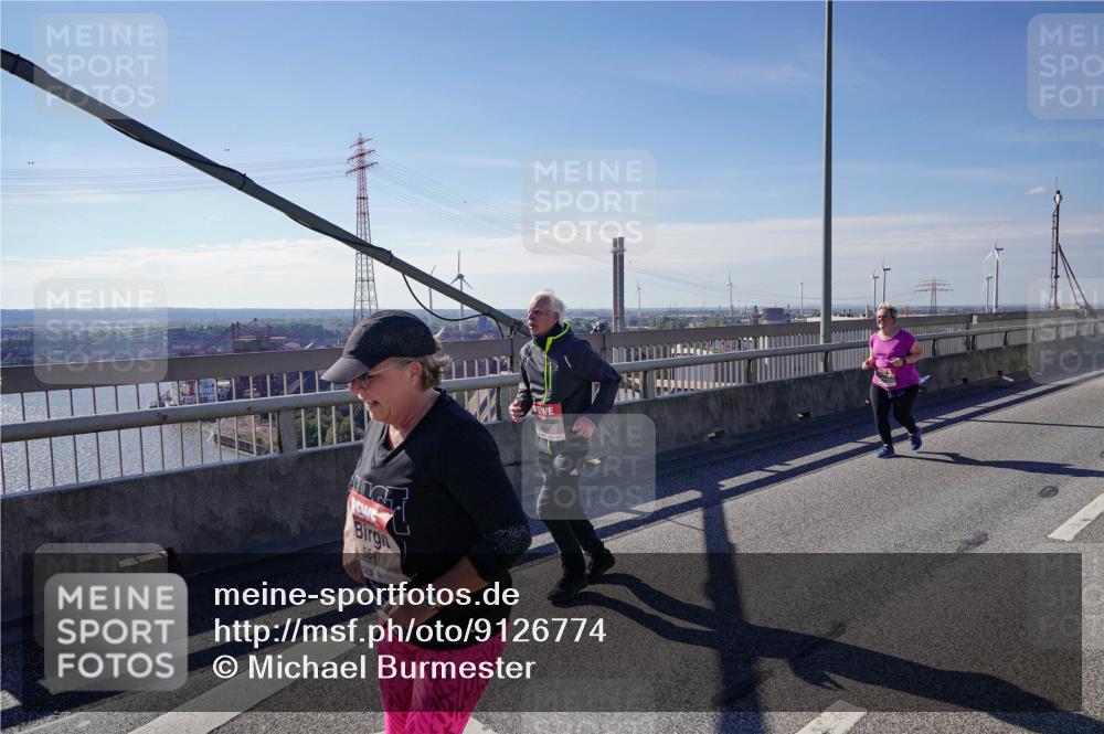 03.10.2025 - Köhlbrandbrückenlauf Michael Burmester http://msf.ph/oto/9126774 03.10.2025 13:13:46 Position 2 5547 meine-sportfotos.de