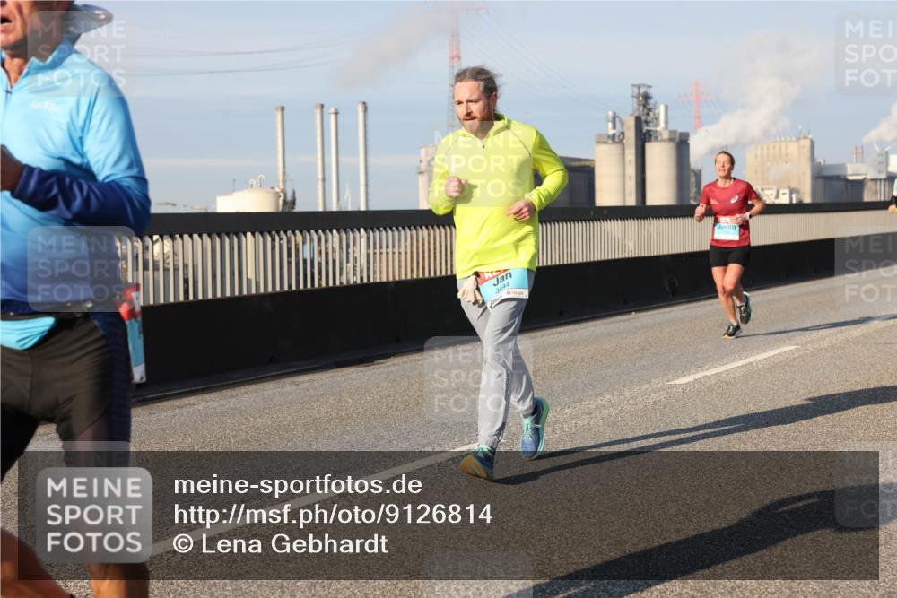 03.10.2025 - Köhlbrandbrückenlauf Lena Gebhardt http://msf.ph/oto/9126814 03.10.2025 09:46:39 Position 2 3444 meine-sportfotos.de