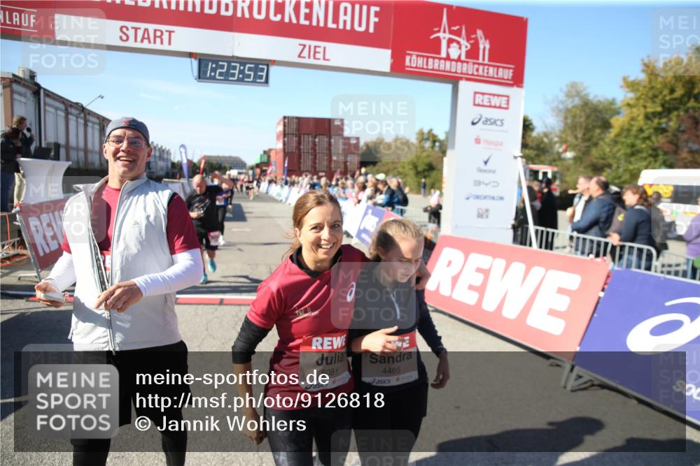 03.10.2025 - Köhlbrandbrückenlauf Jannik Wohlers http://msf.ph/oto/9126818 03.10.2025 13:23:53 Ziel 4285, 4465, 4647, 4918, 5081, 5093, 5361, 5431, 5709, 5742, 6728 meine-sportfotos.de