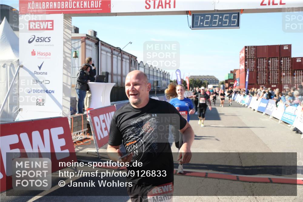 03.10.2025 - Köhlbrandbrückenlauf Jannik Wohlers http://msf.ph/oto/9126833 03.10.2025 13:23:55 Ziel 4465, 4647, 4918, 5081, 5106, 5361, 5431, 5709, 5742, 6728 meine-sportfotos.de