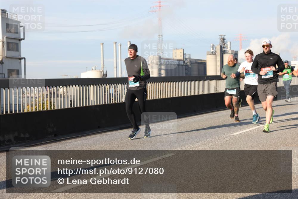 03.10.2025 - Köhlbrandbrückenlauf Lena Gebhardt http://msf.ph/oto/9127080 03.10.2025 09:46:54 Position 2  meine-sportfotos.de