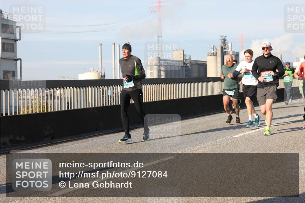 03.10.2025 - Köhlbrandbrückenlauf Lena Gebhardt http://msf.ph/oto/9127084 03.10.2025 09:46:54 Position 2 3301 meine-sportfotos.de