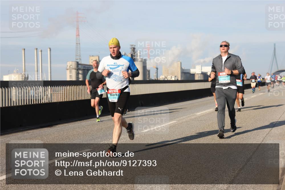 03.10.2025 - Köhlbrandbrückenlauf Lena Gebhardt http://msf.ph/oto/9127393 03.10.2025 09:47:11 Position 2 41, 1116, 1334 meine-sportfotos.de