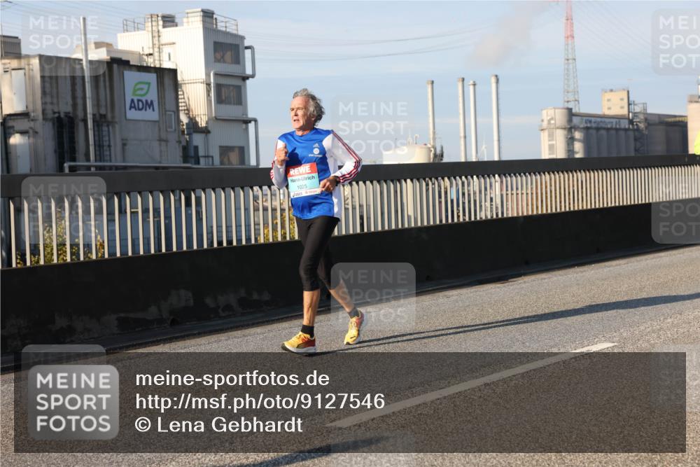03.10.2025 - Köhlbrandbrückenlauf Lena Gebhardt http://msf.ph/oto/9127546 03.10.2025 09:47:26 Position 2 1025 meine-sportfotos.de
