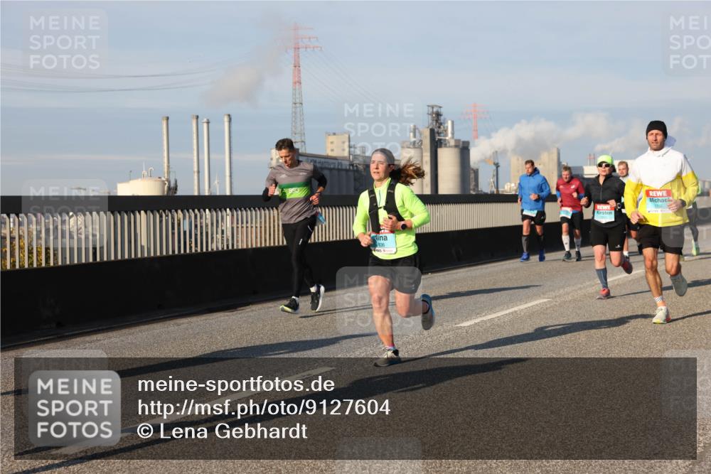 03.10.2025 - Köhlbrandbrückenlauf Lena Gebhardt http://msf.ph/oto/9127604 03.10.2025 09:47:29 Position 2 1836 meine-sportfotos.de