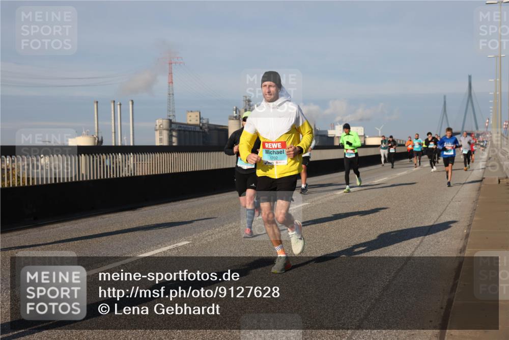 03.10.2025 - Köhlbrandbrückenlauf Lena Gebhardt http://msf.ph/oto/9127628 03.10.2025 09:47:30 Position 2 1702 meine-sportfotos.de
