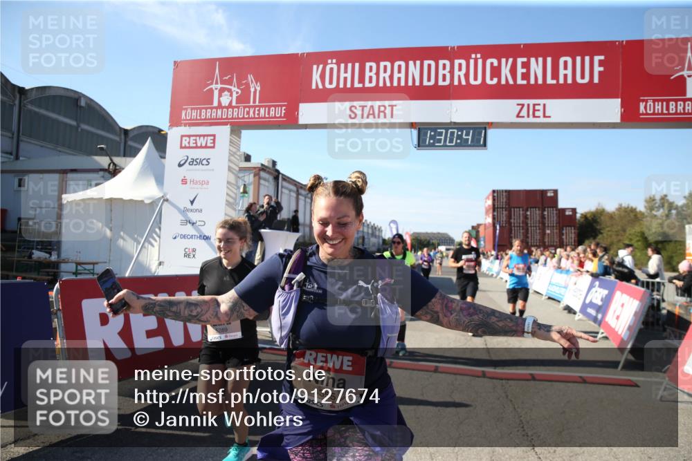 03.10.2025 - Köhlbrandbrückenlauf Jannik Wohlers http://msf.ph/oto/9127674 03.10.2025 13:30:42 Ziel 4355, 4840, 4841, 4937, 5289, 5391, 6170, 6223, 6347 meine-sportfotos.de