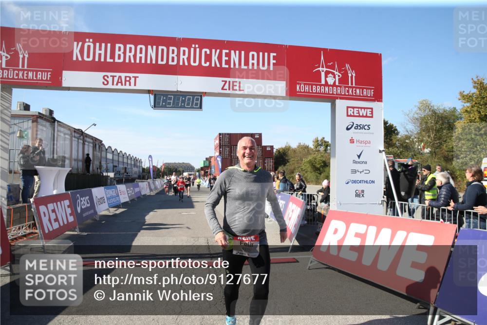 03.10.2025 - Köhlbrandbrückenlauf Jannik Wohlers http://msf.ph/oto/9127677 03.10.2025 13:31:09 Ziel 4800, 5185, 5206, 5349, 5362, 5772, 5773, 6375 meine-sportfotos.de