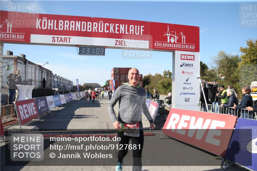 03.10.2025 - Köhlbrandbrückenlauf Jannik Wohlers http://msf.ph/oto/9127681 03.10.2025 13:31:09 Ziel 4800, 5185, 5206, 5349, 5362, 5772, 5773, 6375 meine-sportfotos.de