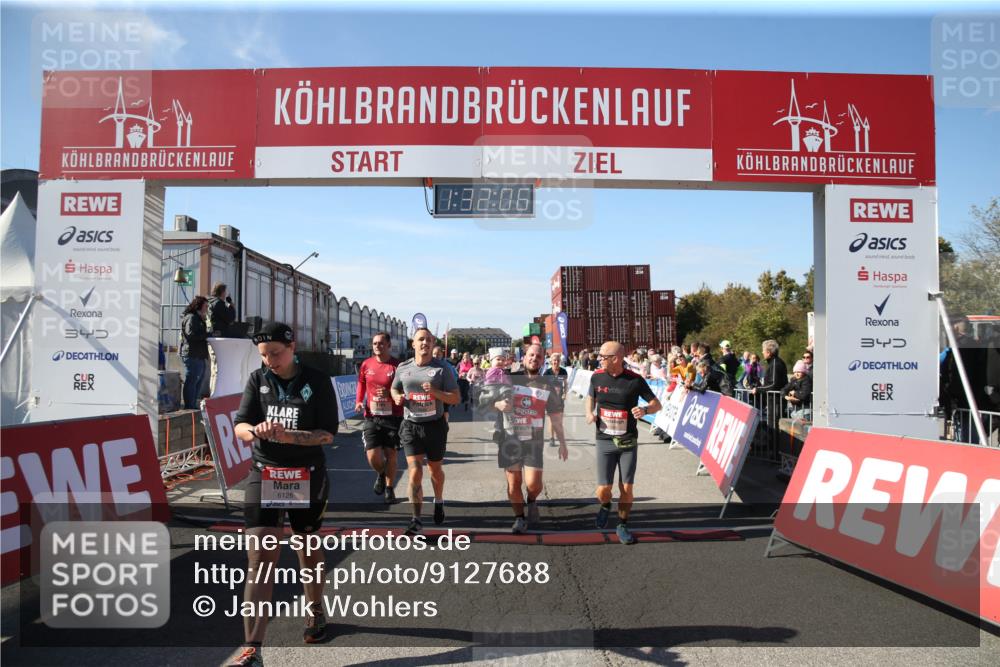 03.10.2025 - Köhlbrandbrückenlauf Jannik Wohlers http://msf.ph/oto/9127688 03.10.2025 13:32:06 Ziel 4443, 4902, 4985, 5155, 5238, 5246, 5247, 5248, 5921, 5922, 5923, 6076, 6126, 6146, 6460 meine-sportfotos.de