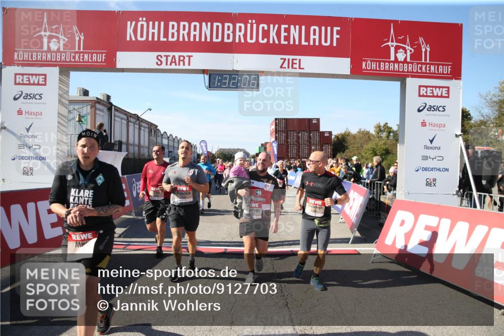 03.10.2025 - Köhlbrandbrückenlauf Jannik Wohlers http://msf.ph/oto/9127703 03.10.2025 13:32:07 Ziel 4443, 4985, 5155, 5238, 5246, 5247, 5248, 5921, 5922, 5923, 6076, 6126, 6146, 6460 meine-sportfotos.de