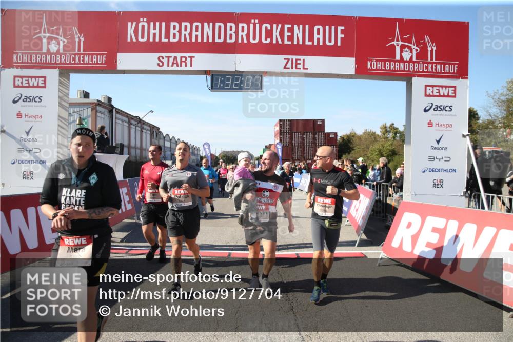 03.10.2025 - Köhlbrandbrückenlauf Jannik Wohlers http://msf.ph/oto/9127704 03.10.2025 13:32:07 Ziel 4443, 4985, 5155, 5238, 5246, 5247, 5248, 5921, 5922, 5923, 6076, 6126, 6146, 6460 meine-sportfotos.de