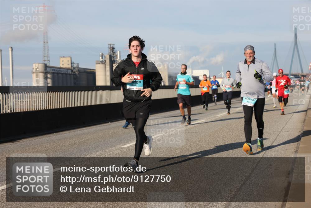 03.10.2025 - Köhlbrandbrückenlauf Lena Gebhardt http://msf.ph/oto/9127750 03.10.2025 09:47:37 Position 2 3655, 1073 meine-sportfotos.de