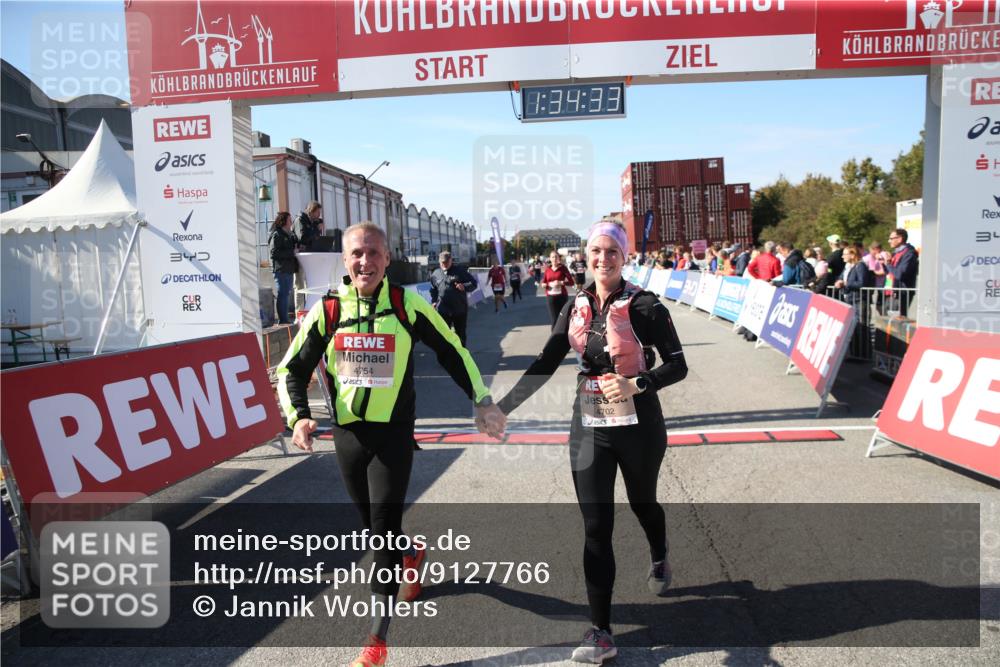 03.10.2025 - Köhlbrandbrückenlauf Jannik Wohlers http://msf.ph/oto/9127766 03.10.2025 13:34:33 Ziel 4702, 4754, 4997, 5390, 5407, 5437, 5693, 5695, 6486 meine-sportfotos.de