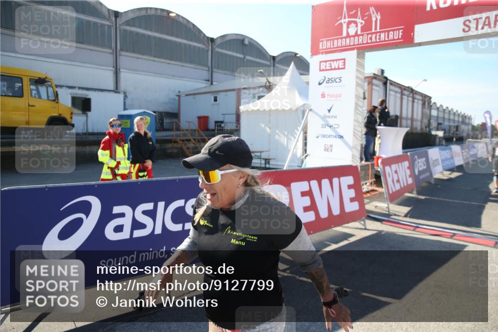 03.10.2025 - Köhlbrandbrückenlauf Jannik Wohlers http://msf.ph/oto/9127799 03.10.2025 13:35:58 Ziel 4972, 6292 meine-sportfotos.de